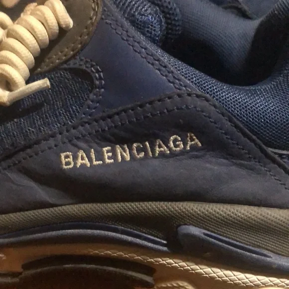 100% authentic Balenciaga triple S sneakers